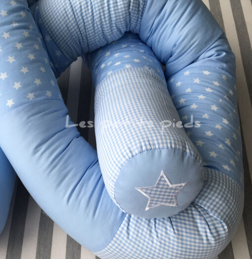 Bettschlange hellblau