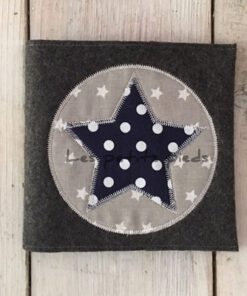 CD Hülle dunkelblau Punkte mit appliziertem Stern