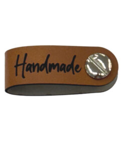 Kunstleder Label "Handmade" mit Buchschraube - braun